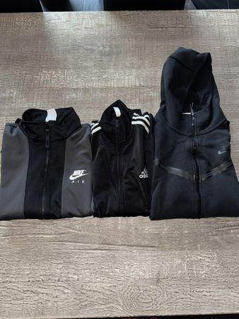 Lot de vêtement de marque, Nike & Adidas