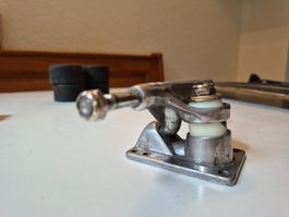 Skateboardachsen