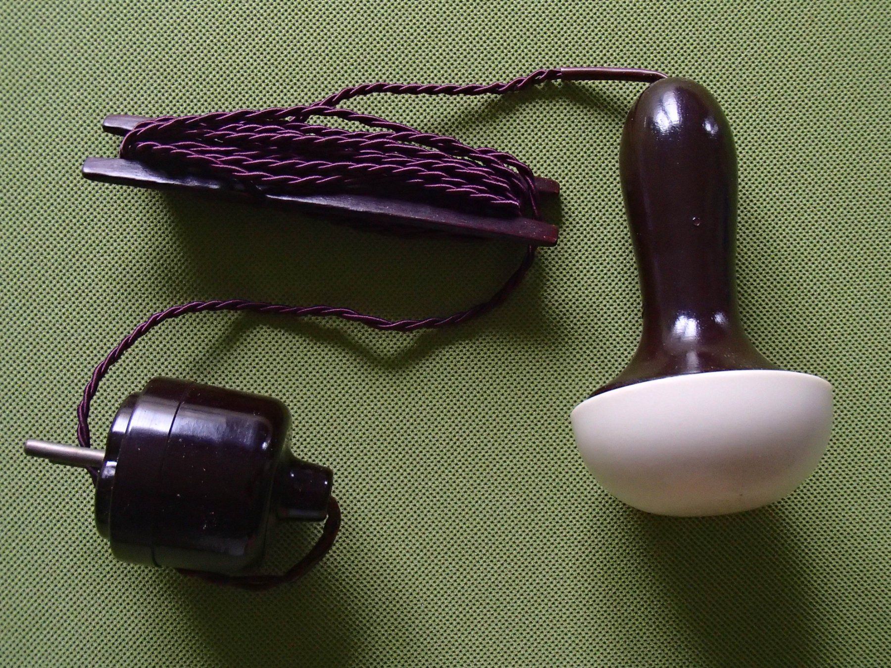 Töpfe: Vintage Bakelit Stopfpilz von AEG – Gebraucht aus Schöfflisdorf von pullux 3