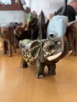 Figur Elefant Dekoration grün verziert klein guter Zustand