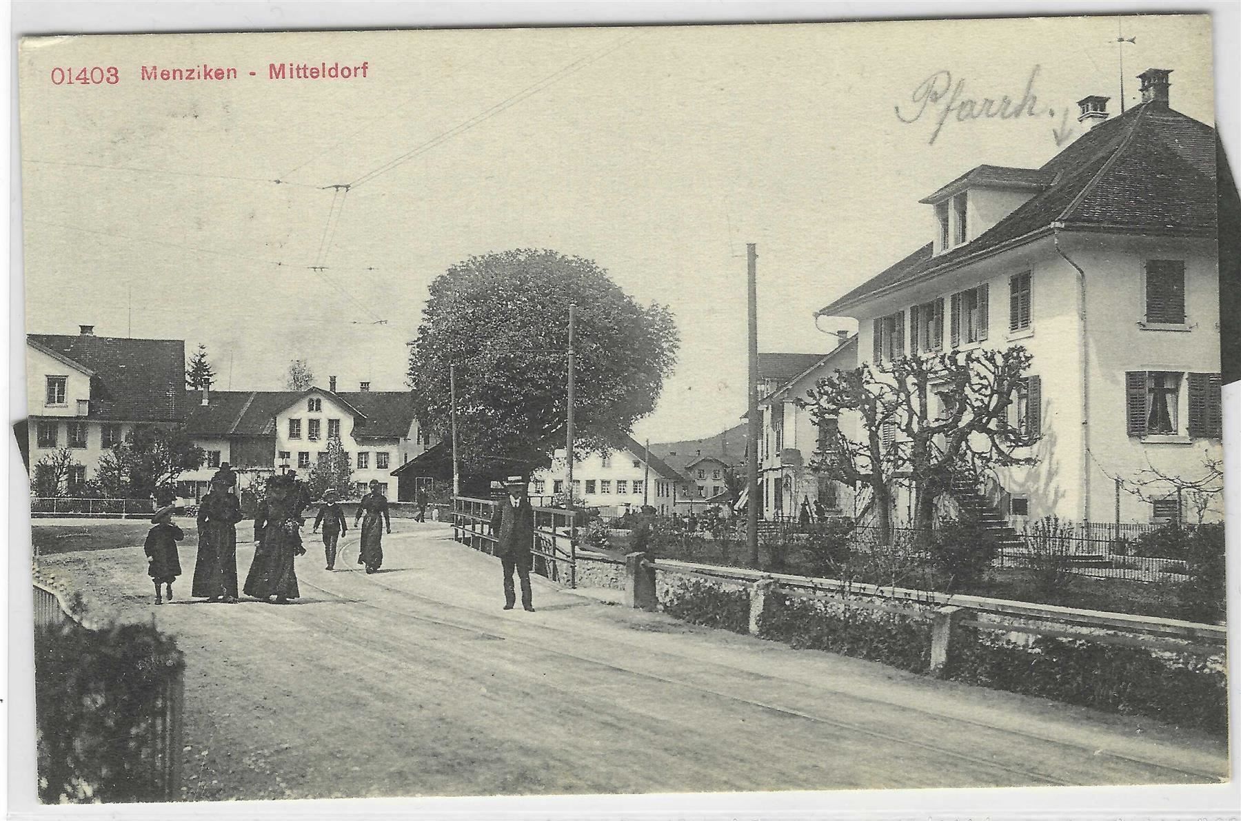Ansichtskarten: 22.7.1911 Menziken Mitteldorf/Leute+Bach – Gebraucht aus Zürich von Hagliweg