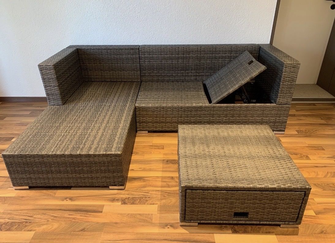 Divani: Gartenlounge Polyrattan mit Tisch – Usato da Kriens venduto da joel.barmettler 1