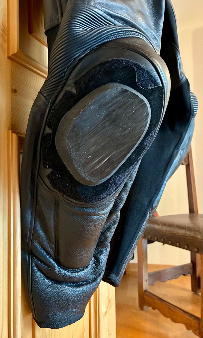 Dainese Lotti di vestiti: Töff Lederkombi Dainese VR46 – Usato da Felsberg venduto da Busla1 5