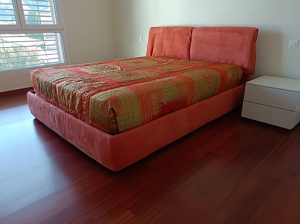 Letti: Letto matrimoniale compl. | Doppelbett | Lit double – Usato da Giubiasco venduto da pat_6qrv