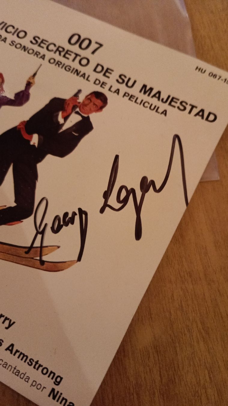 Vinyles: EP James Bond mit Autogramm George Lazenby – D'occasion à Lauperswil par camper92 4