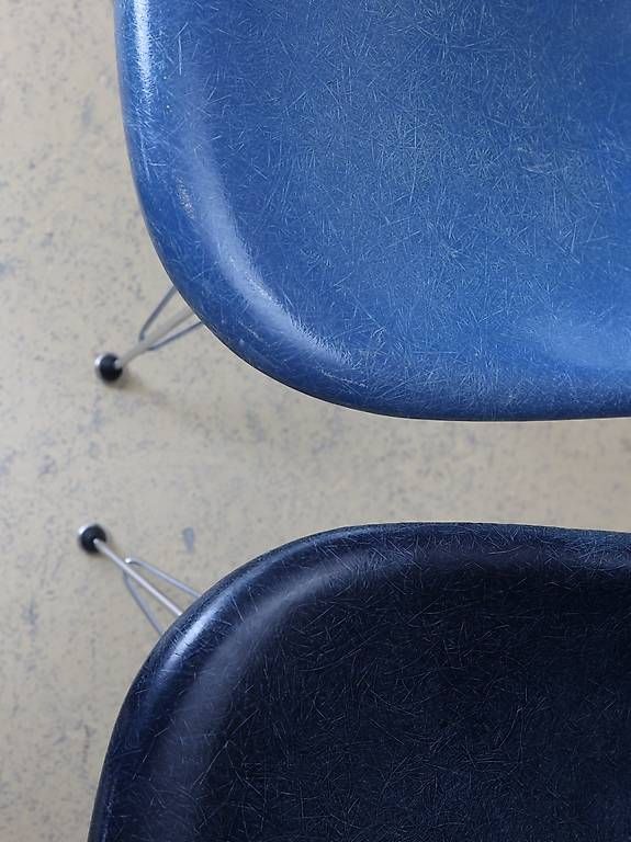 Herman Miller Sedie: Eames Fiberglas Stühle von Hermann Miller, Eiffel Base – Usato da Meinisberg venduto da atelier_TILIJA 1