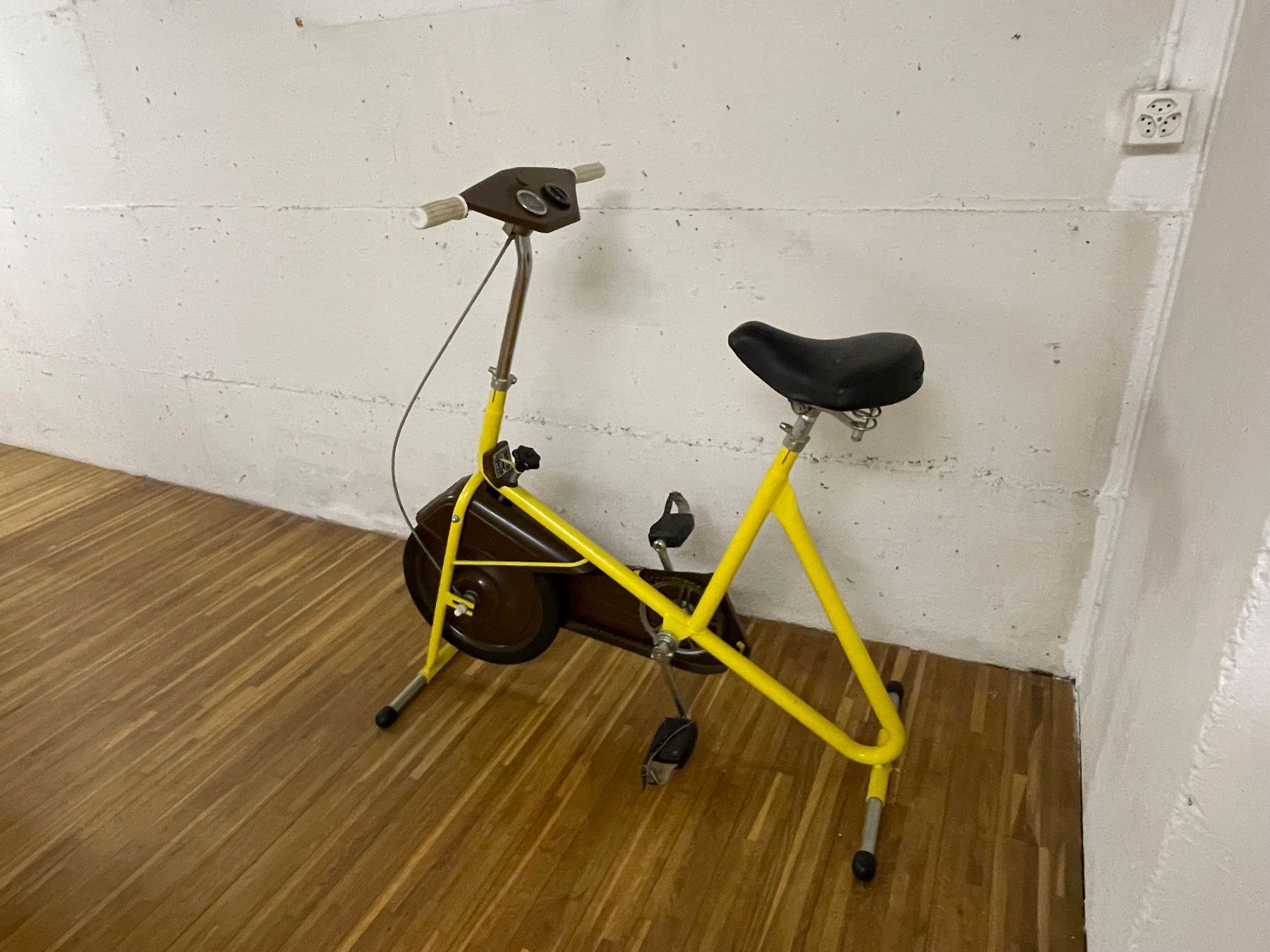 Hometrainer: Home Trainer Velo – Gebraucht aus Steinhausen von pet_v85f