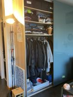 Grosser Kleiderschrank mit Schiebetüren, Top Zustand!