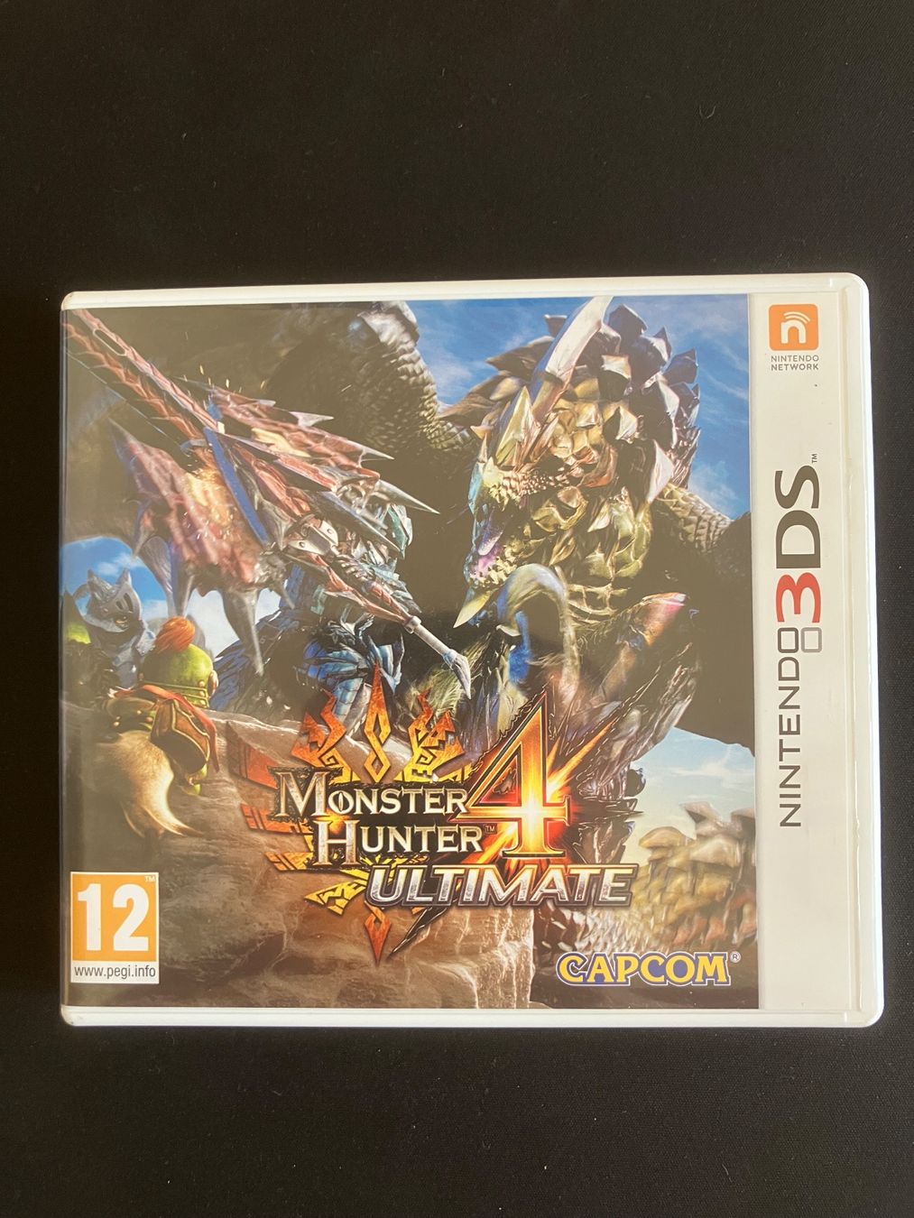 Giochi: Monster Hunter 4 Ultimate 3DS – Usato da luzern venduto da rammdave