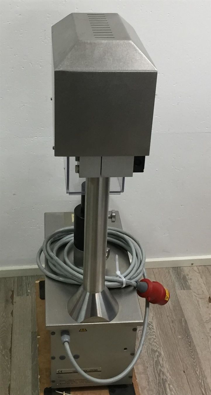 Accessori da laboratorio: B + S Verschliess Maschine – Usato da Niederdorf venduto da LeptonAG_Labor 2