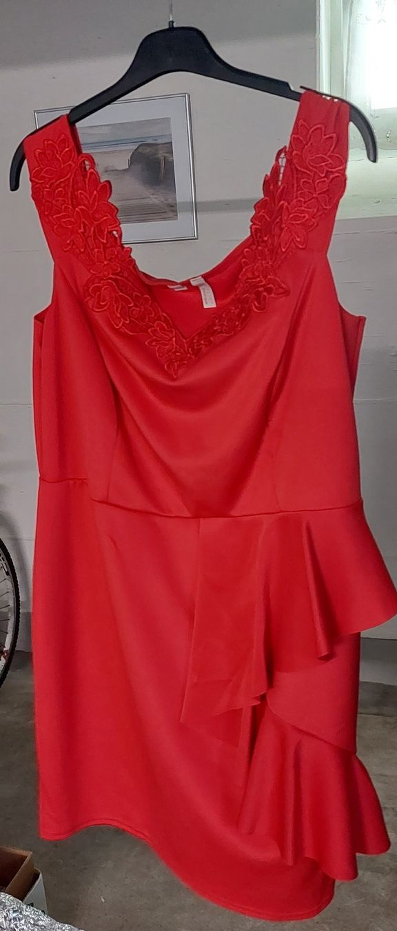 Vestiti: Elegantes Kleid – Nuovo (secondo la descrizione) da Wislikofen venduto da Ana.Gomes 1