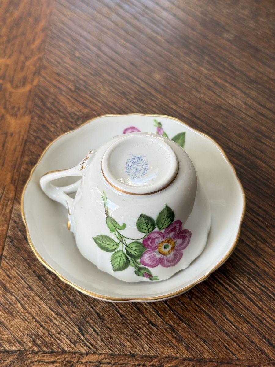 Herend Tazze: Porcelain tea set various designs - Like New – Nuovo (secondo la descrizione) da Commugny venduto da semamonfrinoli 5