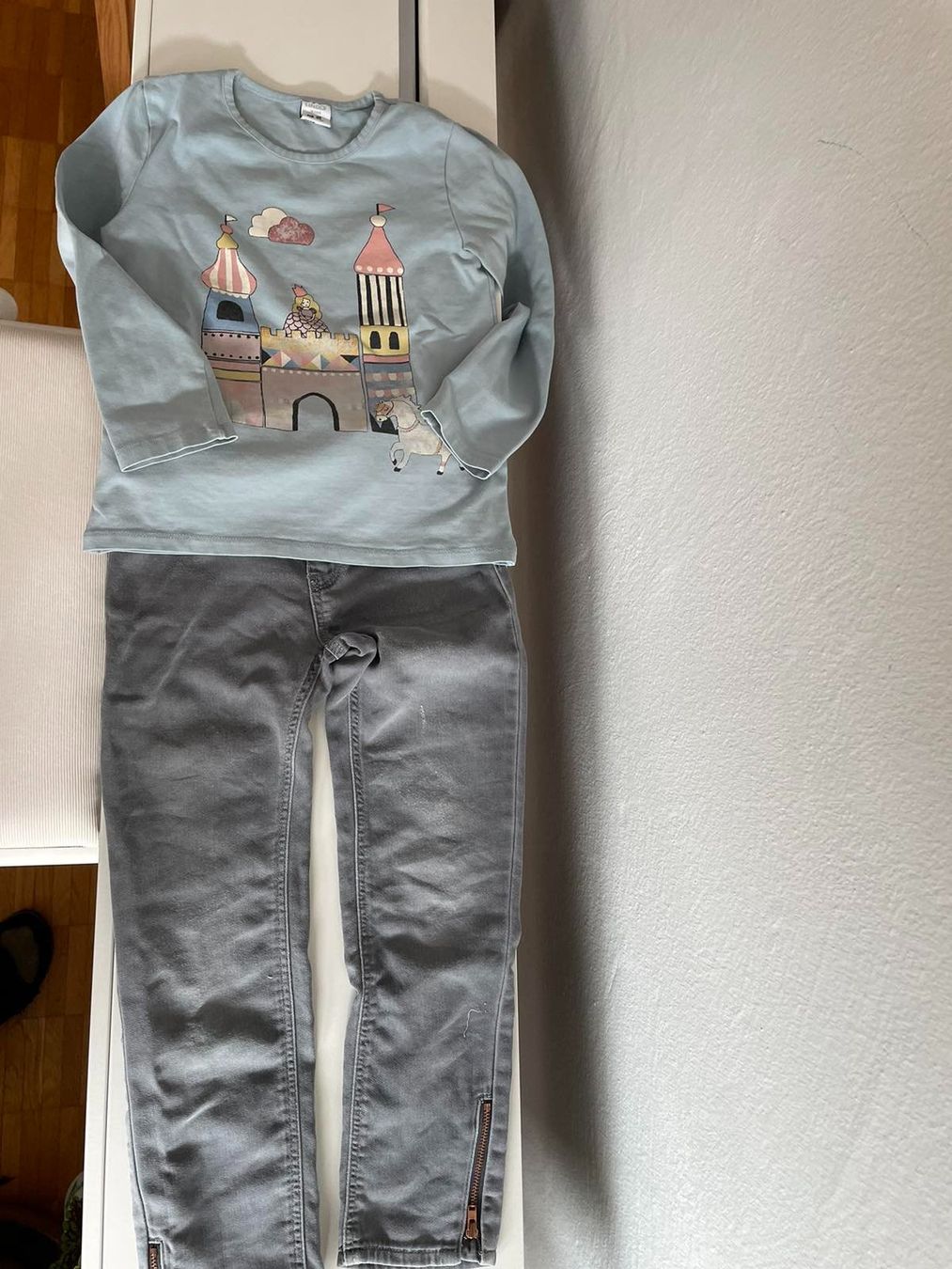 Kleiderpakete & -sets: Mädchen Kleiderpaket Gr. 122 – Gebraucht aus Volketswil von AKozacenko 9