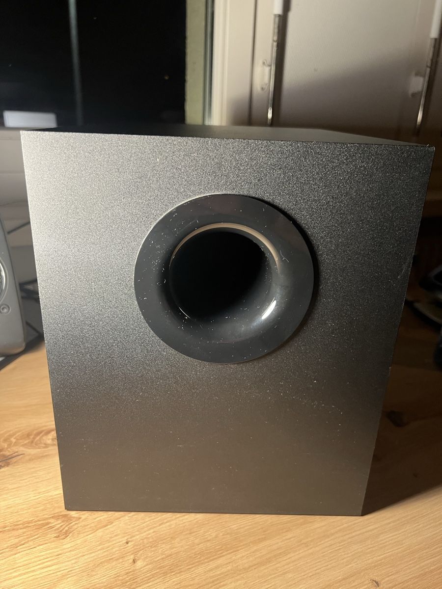 Logitech Haut-parleurs: Lautsprecher System Z623 Logitech – D'occasion à Bütschwil par mar_6zbv 4