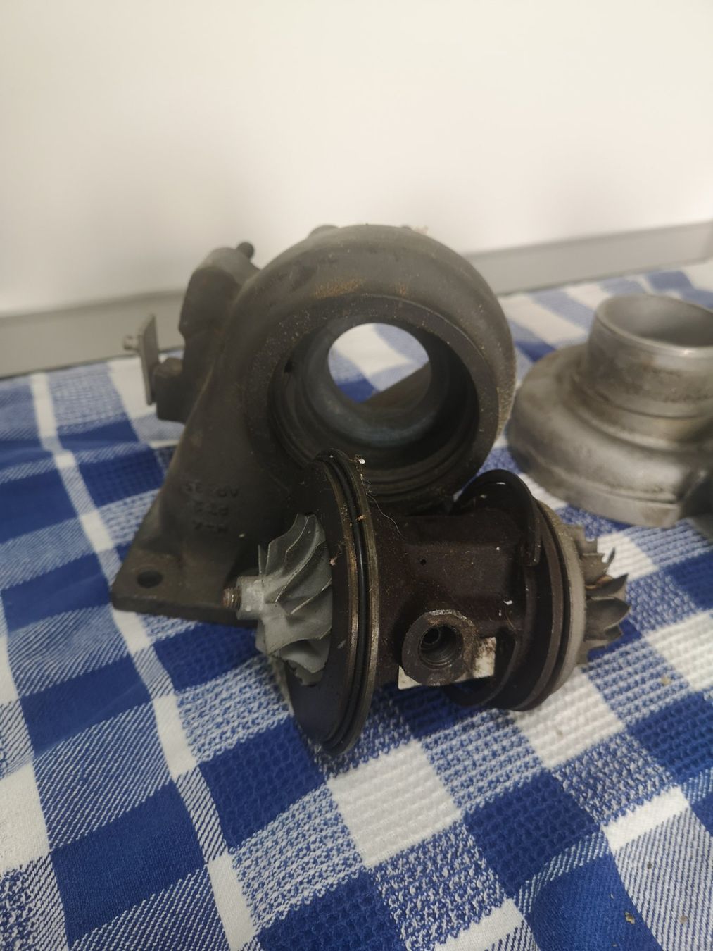 Renault Tutti pezzi di ricambio auto: Renault R5 GT - Turbolader – Difettoso da Winkel venduto da Kade50