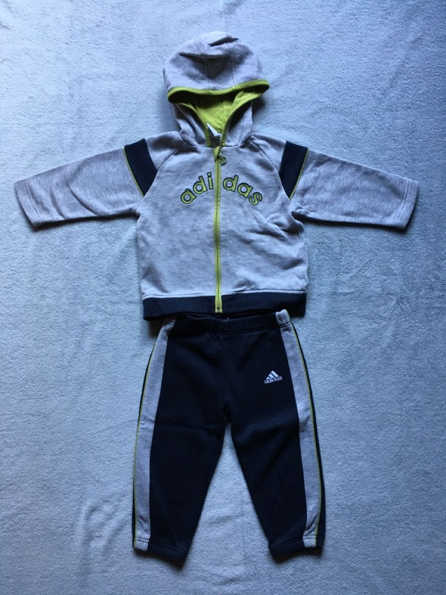 Adidas Lotti di vestiti: survêtement training adidas - Taille 92 – Usato da Liddes venduto da Couik 1