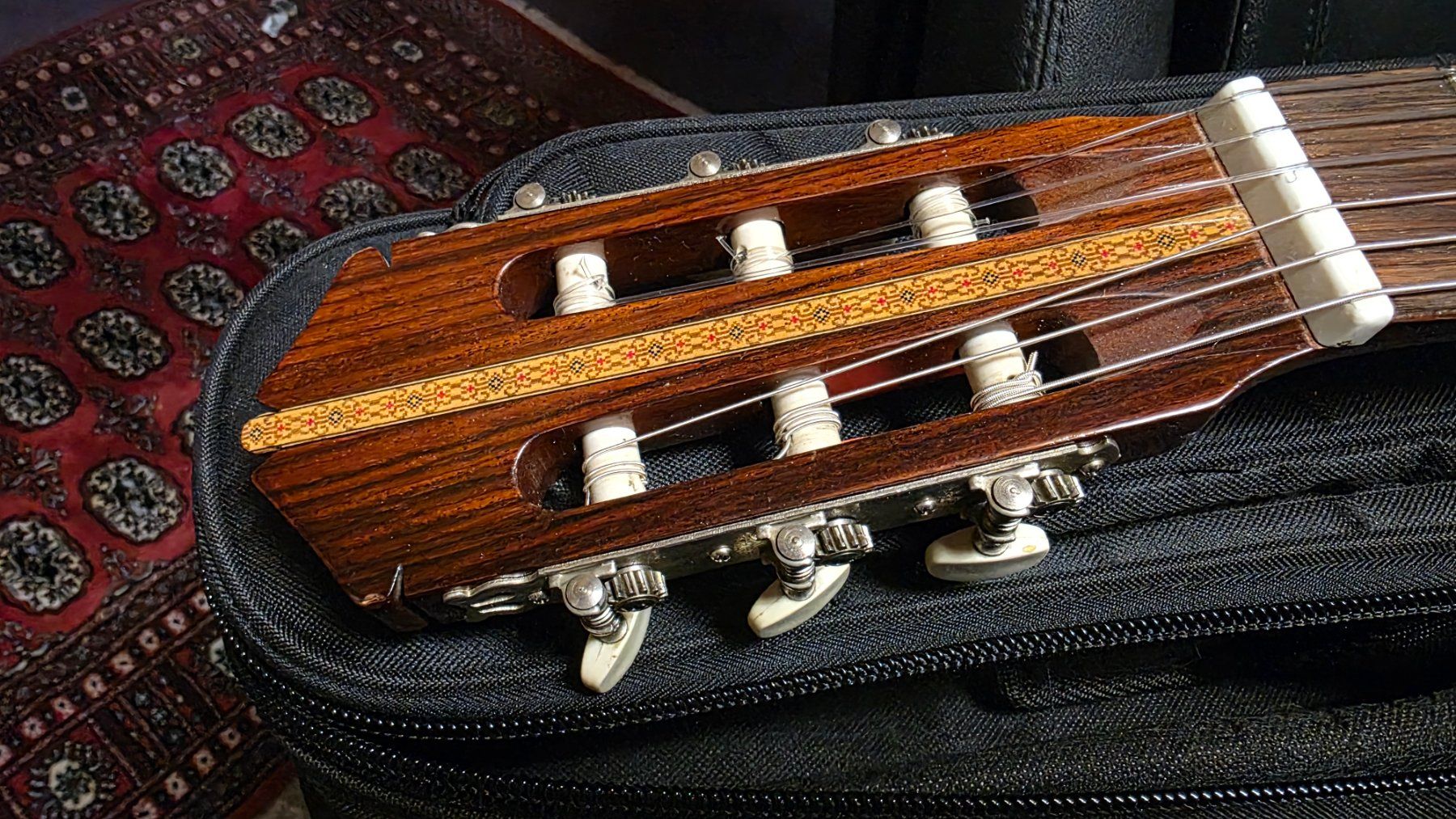 Ibanez Strumenti musicali: IBANEZ Konzertgitarre Modell 2839 – Usato da Luterbach venduto da SuperHuper 3