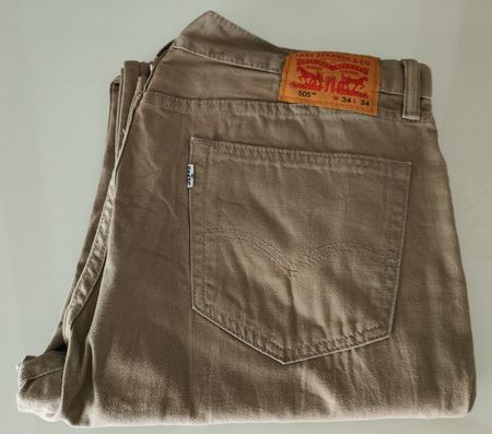 Herren Jeans Levi's 505 W34 L34 beige neuwertig