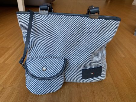 Tommy Hilfiger Tasche (Blau und Weiß)