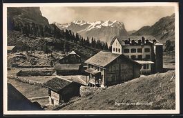 Engstlenalp, Ortspartie mit Berneralpen
