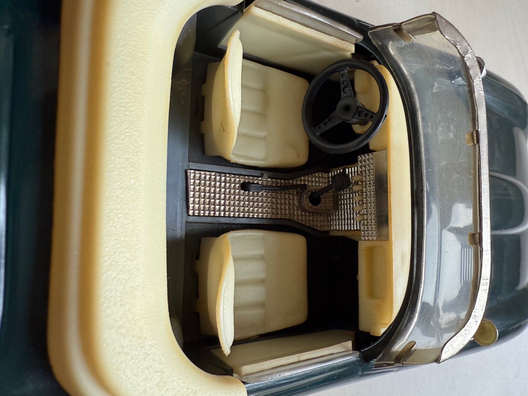 Jaguar Modellini d'auto: Jaguar E-Type Modellauto in Blech mit Antrieb – Nuovo (secondo la descrizione) da Würenlingen venduto da han_y9kf 2