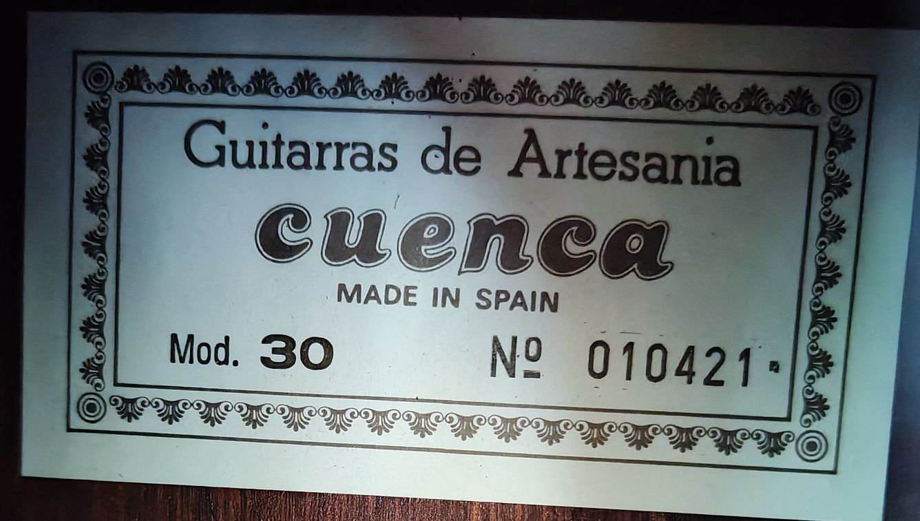 Strumenti musicali: Cuenca Mod. 30 Gitarre - Handgefertigt in Spanien – Usato da Winterthur venduto da Blockhead92 1