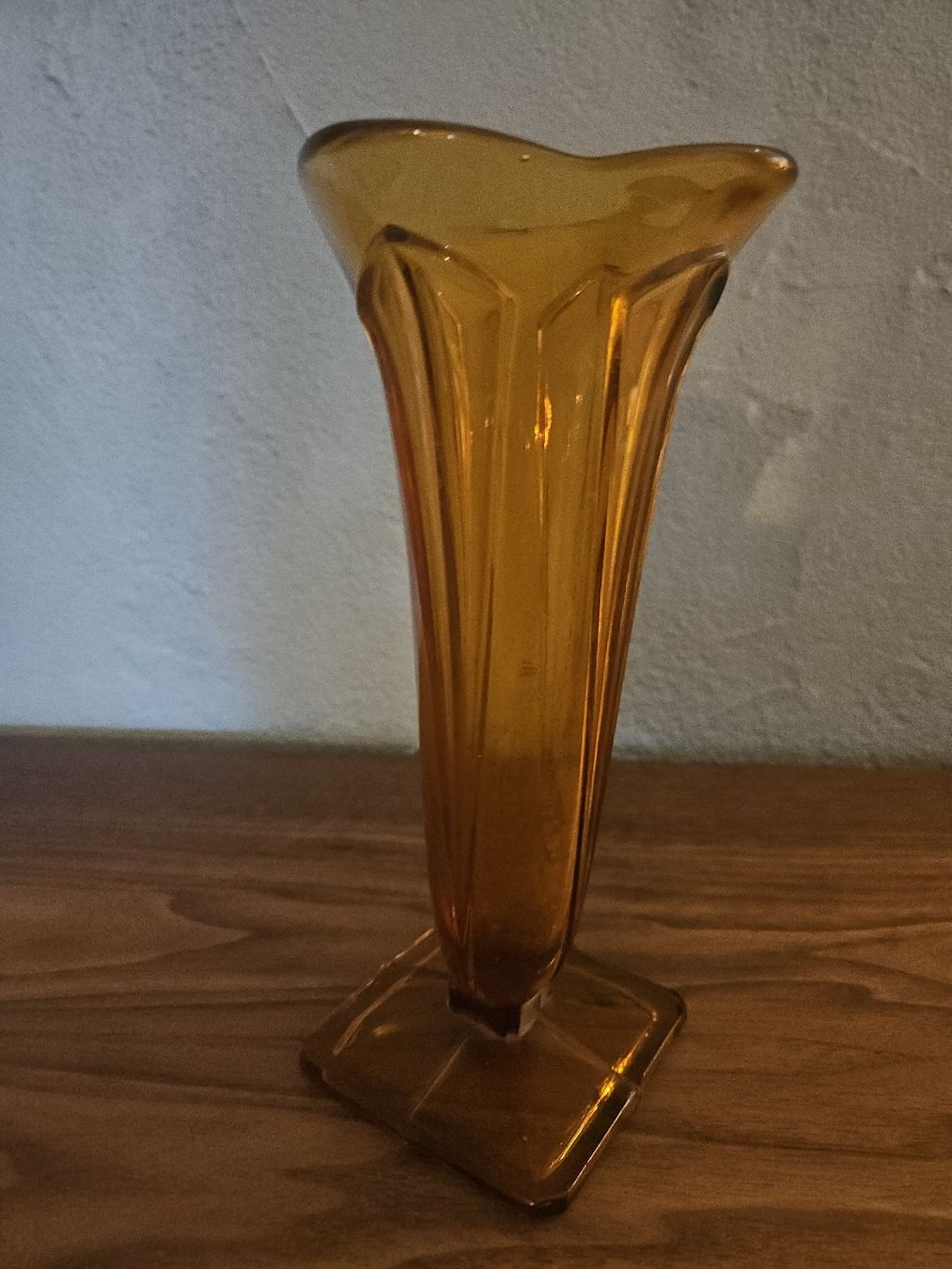 Vasi & Recipienti: vase verre ambré 1935 – Usato da Thônex venduto da lacomtessedesfees 1
