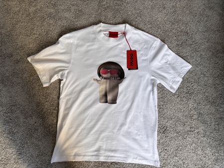 Hugo T-Shirt, XS, Mushroom Print - Unique Summer Style!