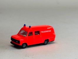 EB- Praline  Ford Transit Feuerwehr Tagesleuchtfarbe