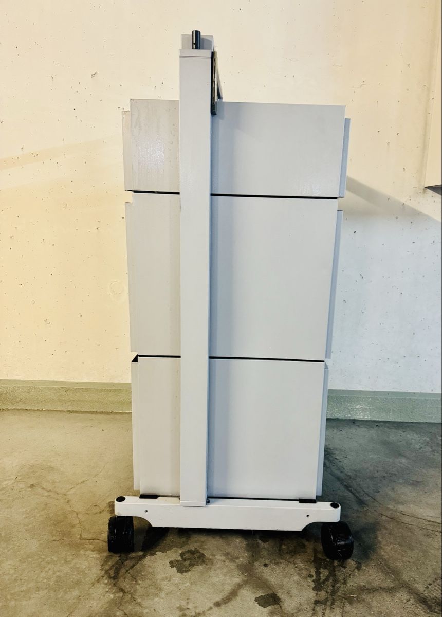 USM Banconi: USM Haller Rollcontainer  – Usato da Stansstad venduto da vlaska80 1