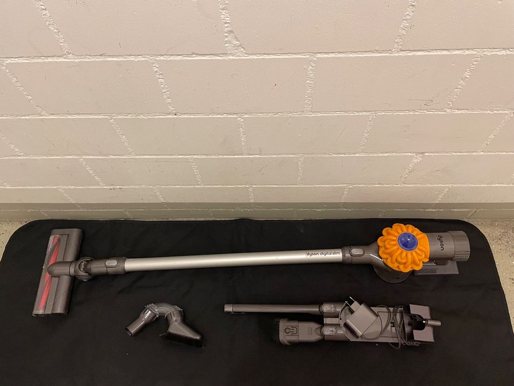 Dyson V6 digital slim Handstaubsauger Kaufen auf Ricardo