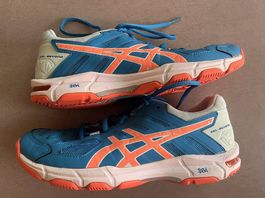 Hallenschuhe Asics 39.5