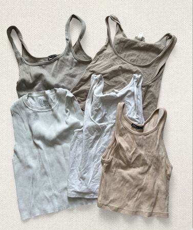 5 Damen Tops Grösse S guter Zustand
