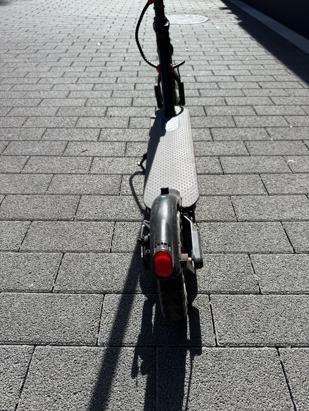 Scooter: E-Scooter E2S V2 Pro Long Range ab CHF 1.-- !!! – Usato da Bachenbülach venduto da ricricric 9