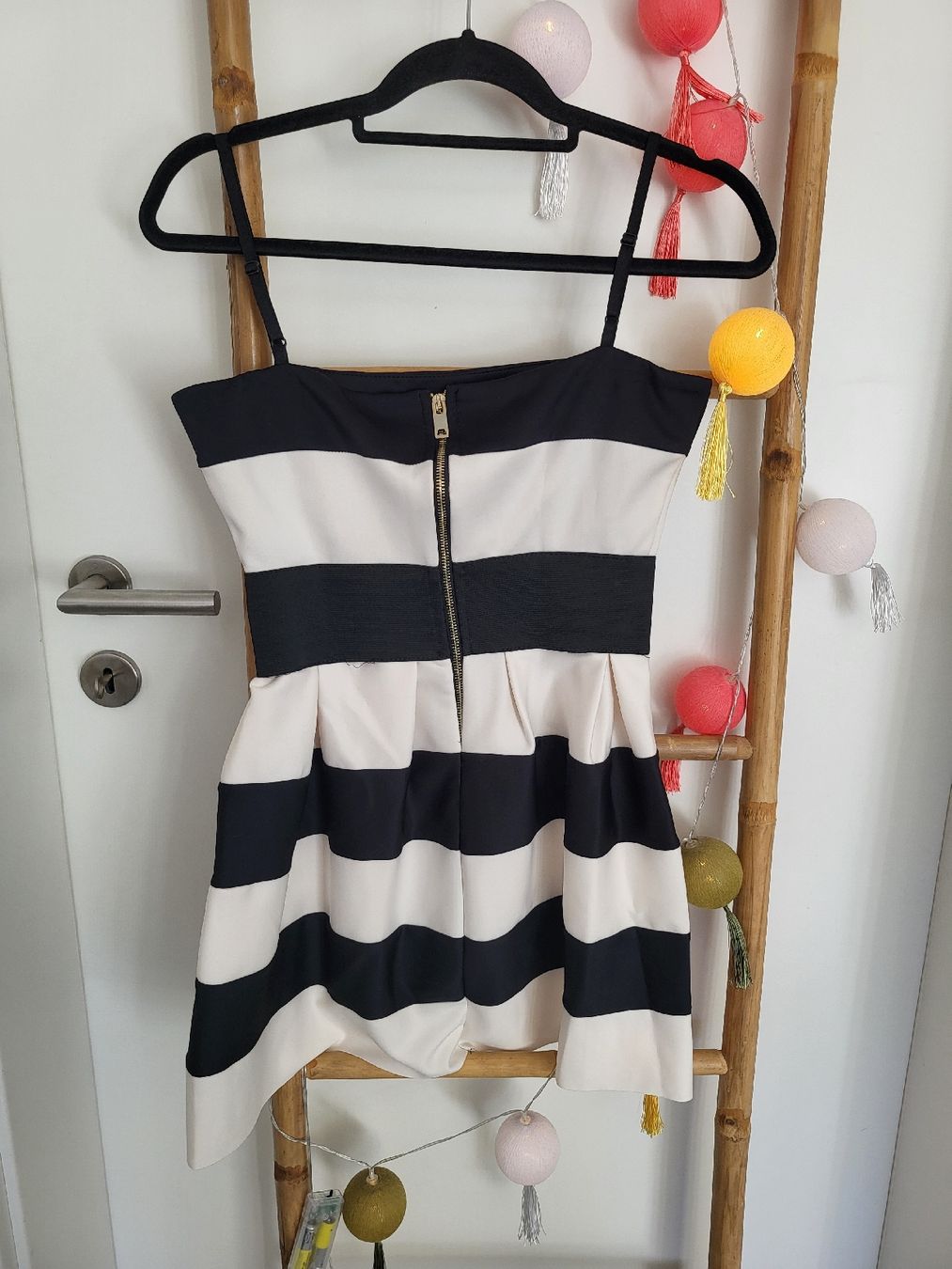 Vestiti: Robe bustier Rinascimento taille S – Usato da Ecuvillens venduto da loloall 1