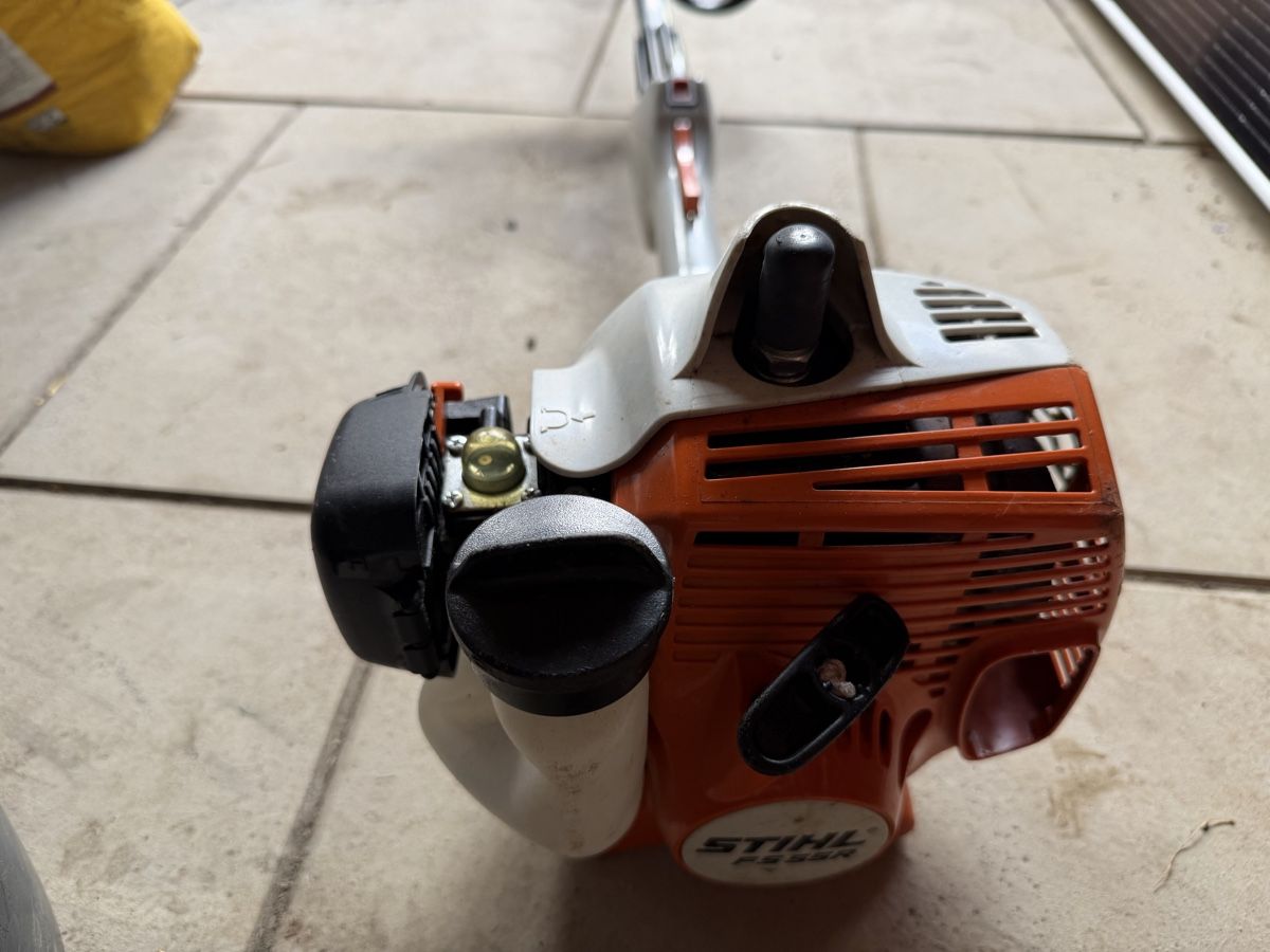 Stihl Tutte le macchine: Stihl FS 55 R Motorsense  – Usato da Pieterlen venduto da sim_8bvj 2