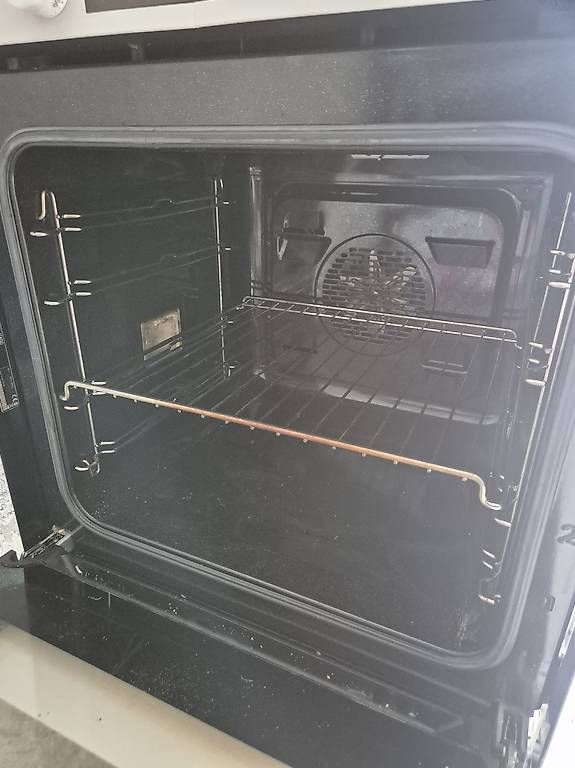 Backöfen: VZug Backofen – Gebraucht aus Münchenstein von last-minute- 2