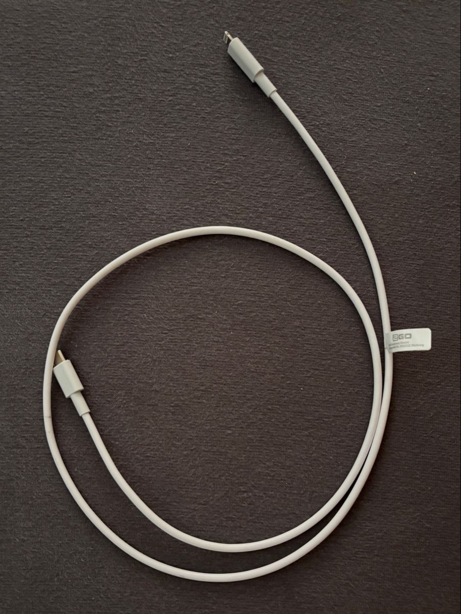 Apple Kabel: Stabiles iPhone Ladekabel (USB-C) – Gebraucht aus Suhr von Speed_20