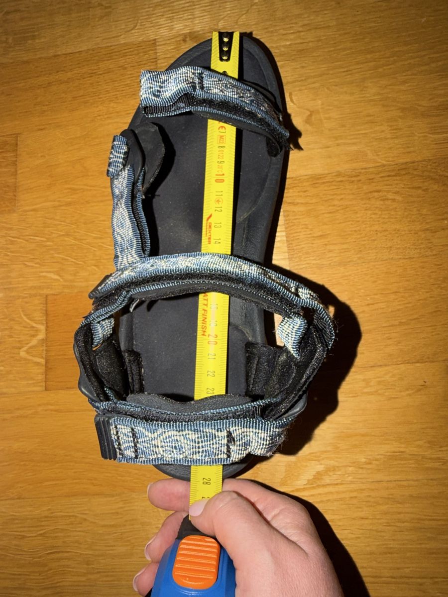 Teva Scarpe da uomo: Teva Sandalen  blau Gr 43 – Usato da Basel venduto da Ksjusha 2
