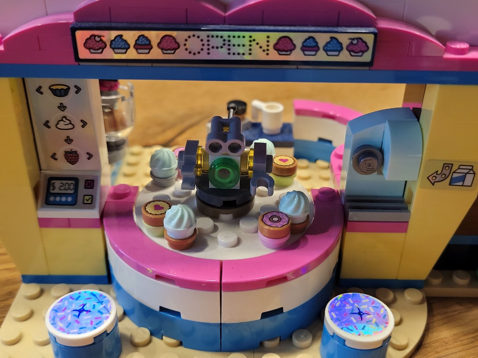 Lego Kit di costruzioni: Lego Friends 41366: Olivias Cupcake-Café – Usato da Oberhasli venduto da Chrisch1 6