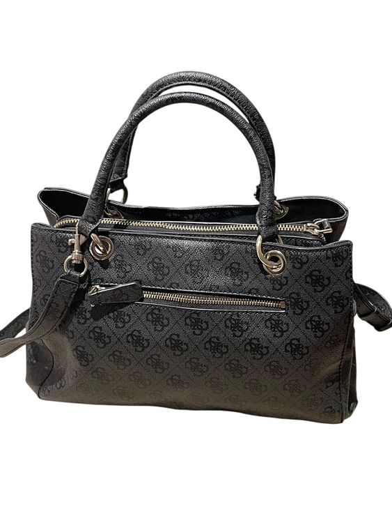 GUESS TASCHE GRAU SCHWARZ MIT ANHÄNGER (Gebraucht) in LUZERN für