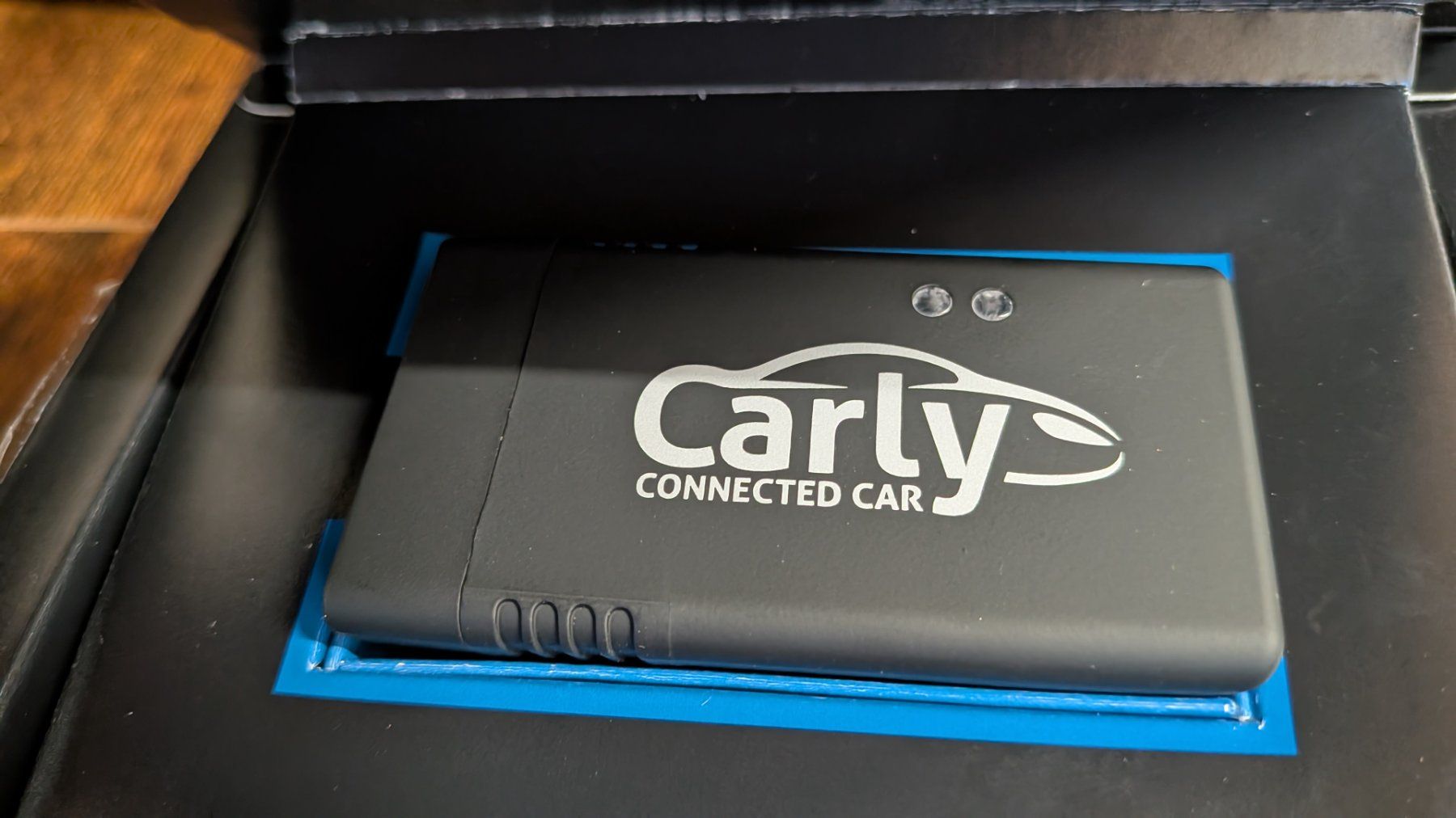 Carly Messen: Carly Universal OBD2 Adapter (Bluetooth) – Diagnose & Codier – Neu (gemäss Beschreibung) aus Salez von EMERCARO