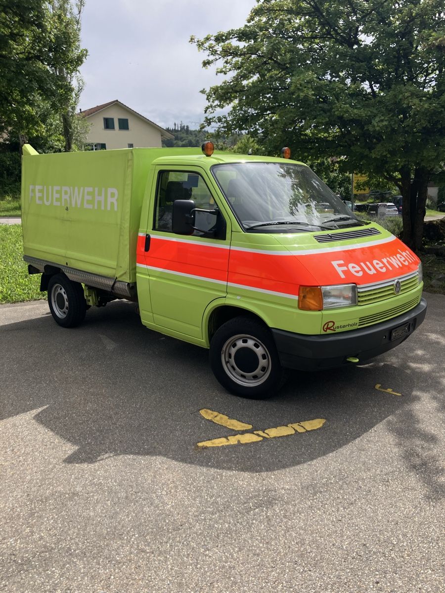 VW Veicoli commerciali: VW T4 Syncro 4x4 Feuerwehr – Usato da Bäretswil venduto da timopalmer 1