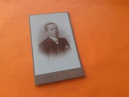 SCHWIIZER JUGEND DAZUMAL - SCHIGGE JUNGE ZüRIHEGEL - ZUERICH