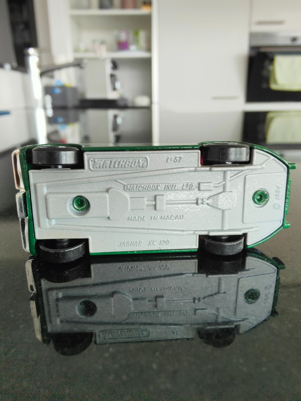 Matchbox Modellini d'auto: Matchbox Jaguar – Usato da Zuzwil SG venduto da Atalanta75 4