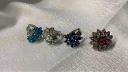 Ring Set Blumenoptik mit Steinen guter Zustand