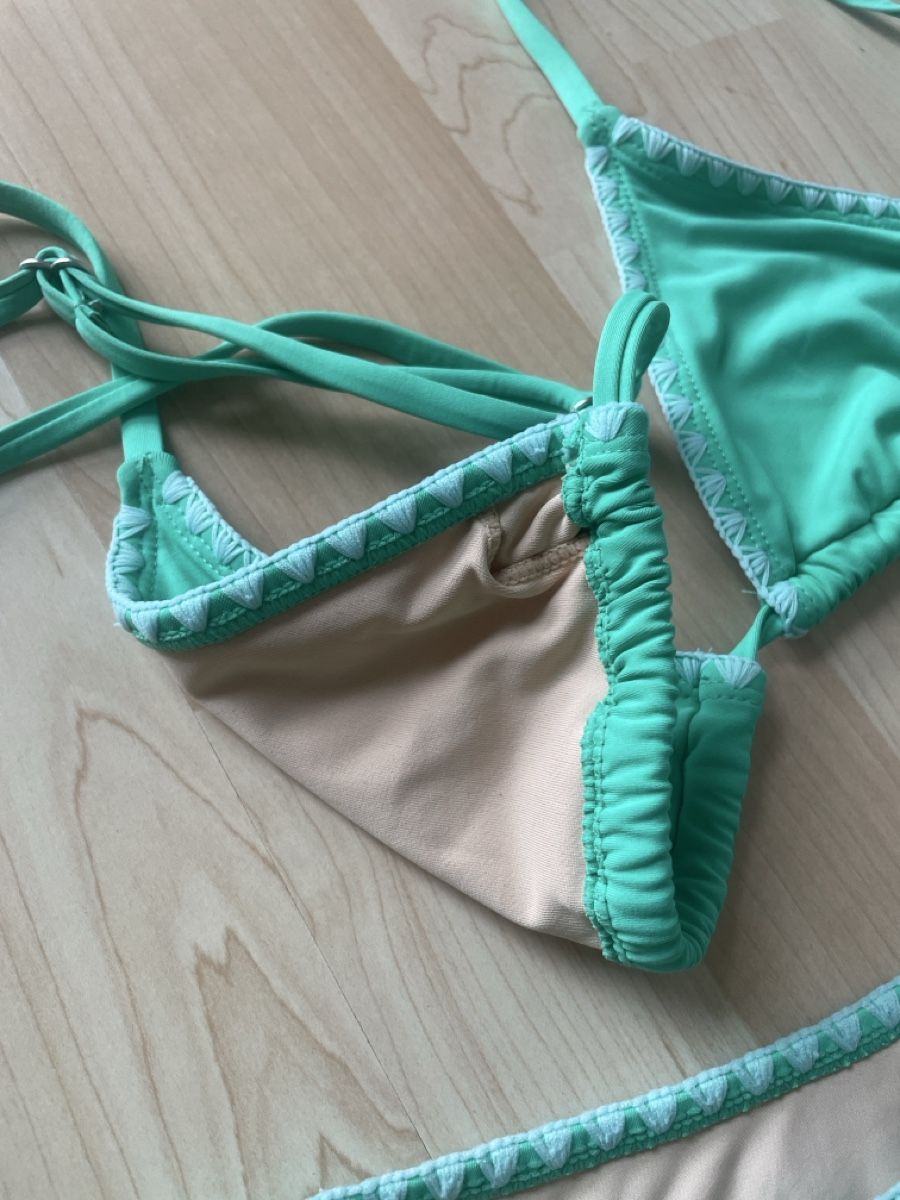 Costumi da bagno & Bikini: Ghanda: Mintfarbener Bikini, Grösse S/M – Nuovo (secondo la descrizione) da Sissach venduto da nelimas 2