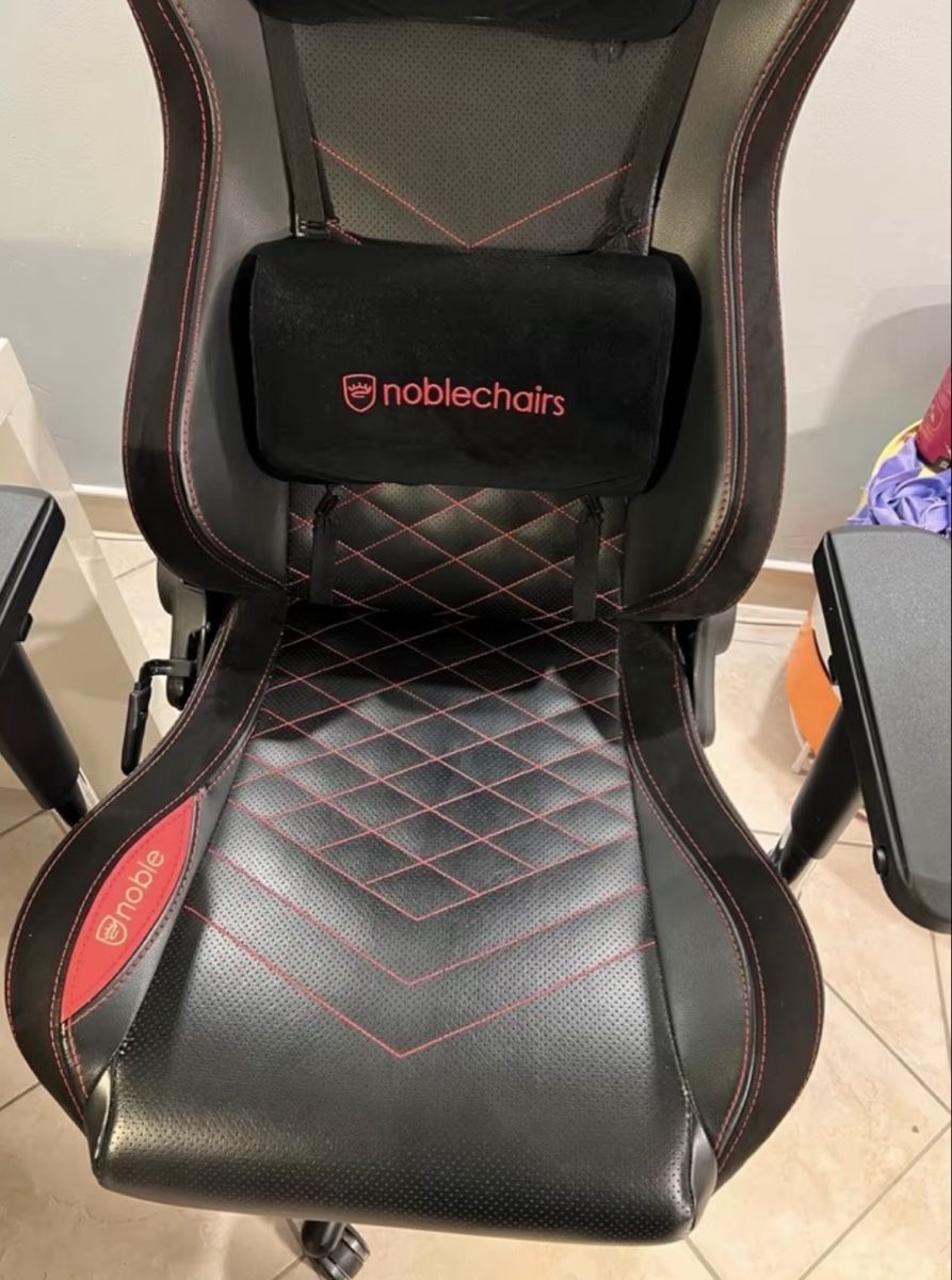Noblechairs Stühle: Gaming Stuhl gebraucht – Gebraucht aus Wettingen von lau_yq8l