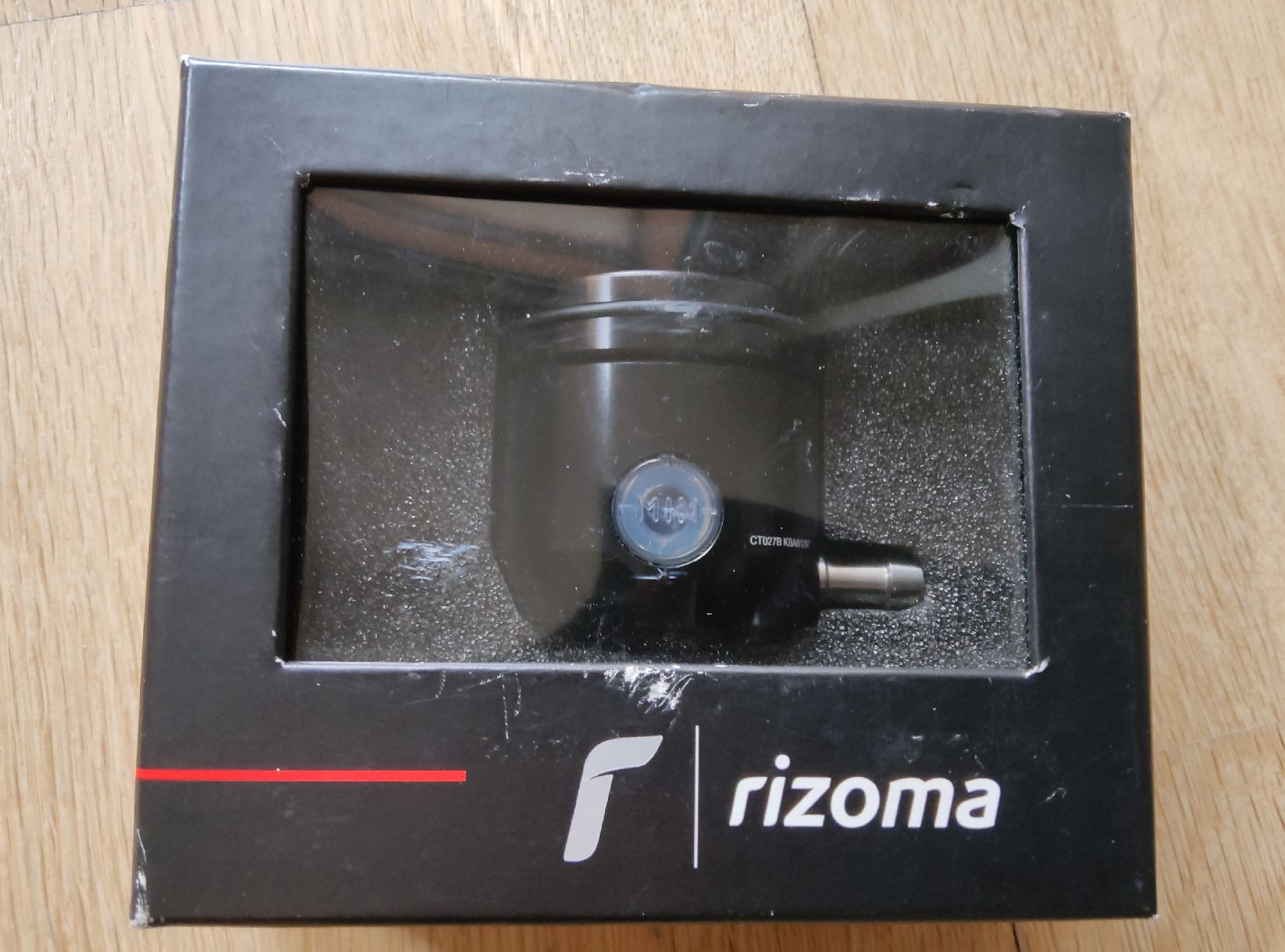 Rizoma Tutti i ricambio per moto: Bremsflüssigkeits- Behälter RIZOMA PISTON – Nuovo (secondo la descrizione) da Zürich venduto da mes_mg9k