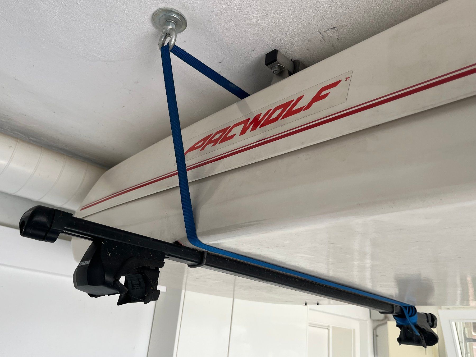 Box da tetto: PACWOLF Surf-Dachbox 275cm inkl. Thule-Träger – Usato da Hausen am Albis venduto da ahuber01 2